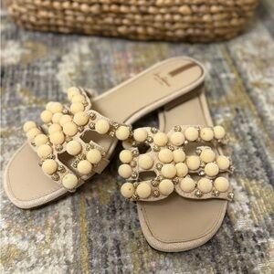 Sam Edelman Bay 19 NEW Beige nude Pom-Pom flat Sandals